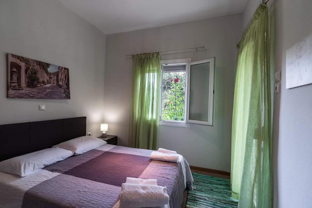 Appartamento Mougkrasstudio Skala Rachoni  Esterno foto